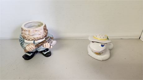 Small Frog & Man Figures