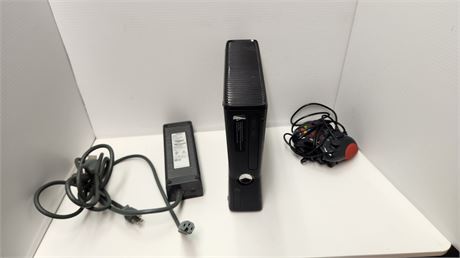 XBOX 360 & Controller & Cords. NOT TESTED