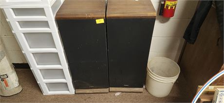 Fisher Speakers