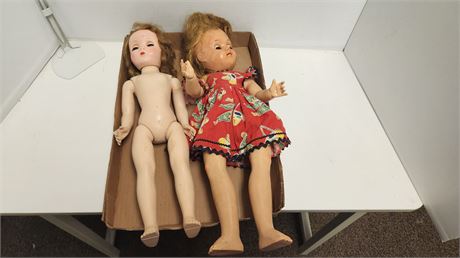 Lot Of Vintage Dolls