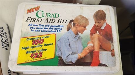 2 First Aid Kits