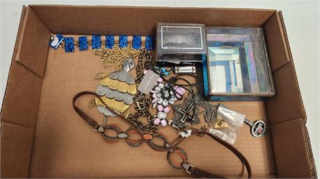 Lot Of Jewelry