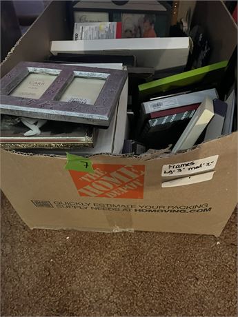 Pictures Frames Lot