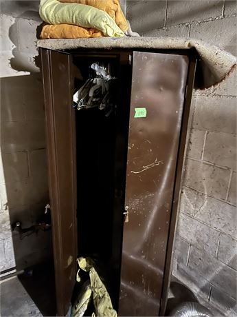 Armoire