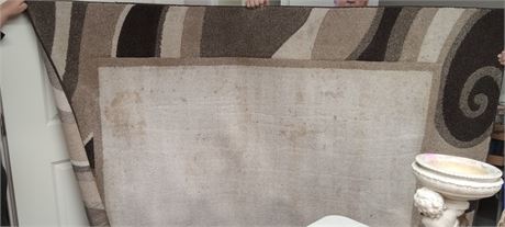 5 x 7 Brown & Tan & Cream Area Rug. Needs Cleaned