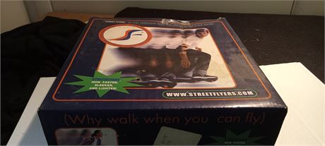 Street Flyers Roller Skate Shoes. Size 4