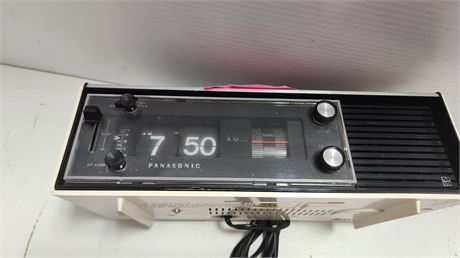 Panasonic Vintage Clock. TESTED & WORKS