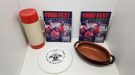Thermos, Frisbee, And advertising
