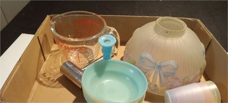 Vintage Glassware Items & Small Vintage Tupperware Bowls & Cups
