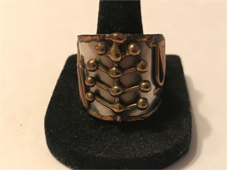 Unstamped Size 10 Ring