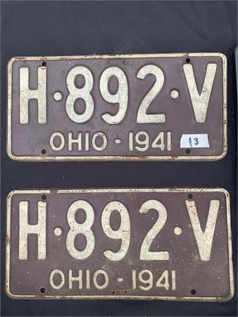 Vintage 1941 Ohio Automobile License Plates With Plastic Holders