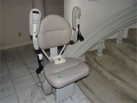 Lift Chair for Winding Staircase