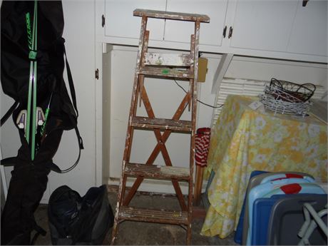 Wood Ladder
