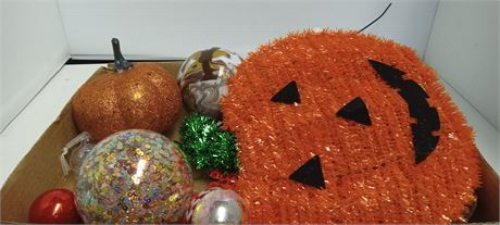 Various Holiday Decorations