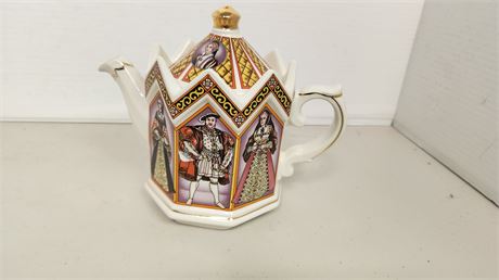 Henry The VIII & His 6 Wives Tea Pot