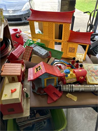 A lot of vintage toys