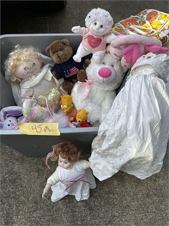 Lots of stuffed animals and dolls