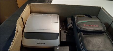 Kodak VR35 Camera & Vivitar 110 Camera & Polaroid Camera & Miscellaneous Items