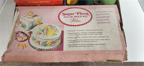 Cozy Cups & Sugar Plum Sugar Mold Kit & Miscellaneous