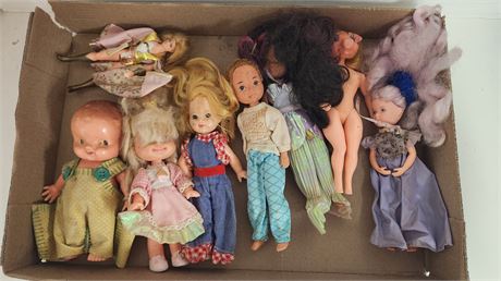 Lot Of Vintage Dolls
