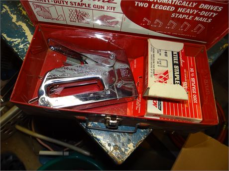 Staple Gun