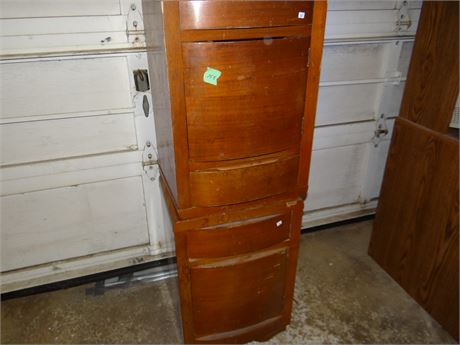2 Night Stands