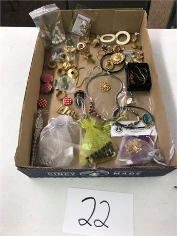 Flat of Jewelry (#3)