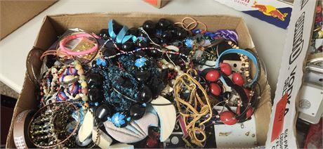 Lot of Jewelry