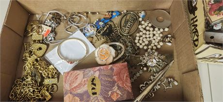 Lot of Jewelry