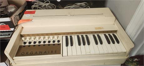 Organaire