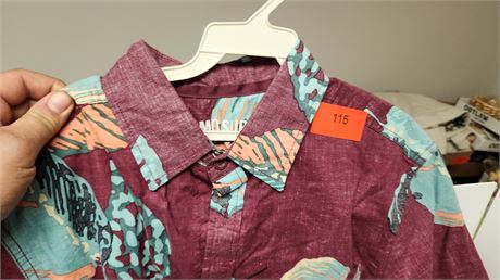 Hawaiian Shirt Size Medium