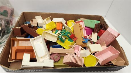 Vintage Doll House Furniture & Dolls