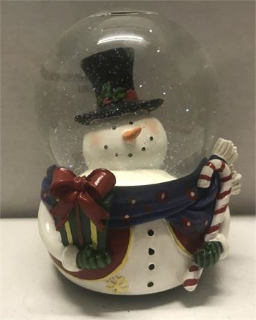 "Frosty the Snowman" Snowglobe