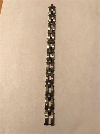 (RESALE) Stamped S.Steel Titanium 18K Bracelet