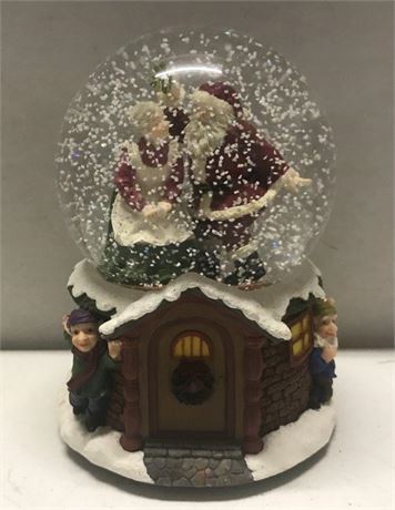 "Wish You A Merry Christmas" Snowglobe