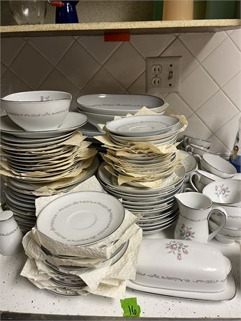 Noritake China Set