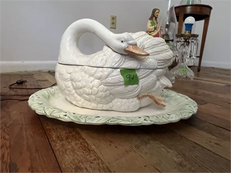 Goose Jar and Serving Plate