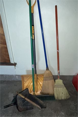 Cleaning / Shovel Lot