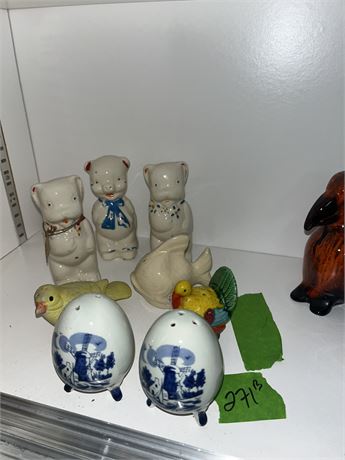 Salt & Pepper Shakers