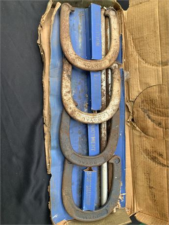 Vintage Royal St Pierre Metal Horseshoe Set