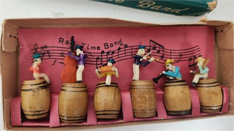Rag Time Band Figurines