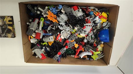 Bionicle Building Kit