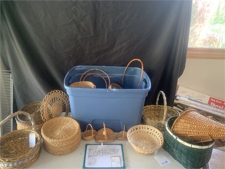 Large Lot Wicker Storage Baskets Varying Shapes Sizes Wicker Paper Plate Holders