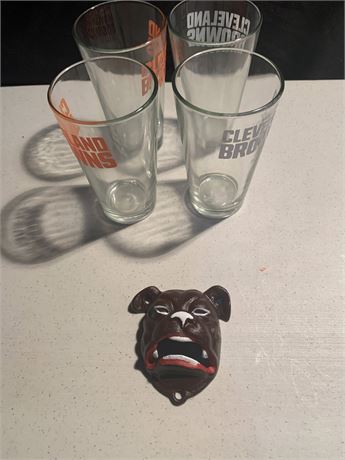 Cleveland Browns 4 Collectible Heavy Duty Glasses and Dawg Cast Iron Bottle Open