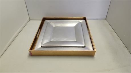 Decorative Serving Tray & Plastic Plates