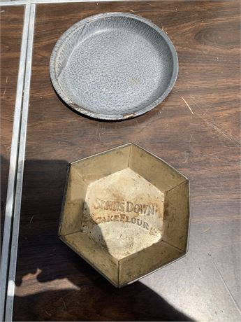Vintage Stamped Swans Down Metal Flour Cake Pan And Enamelware Graniteware Pan