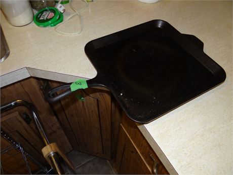 Lodge Cast Iron Griddle
