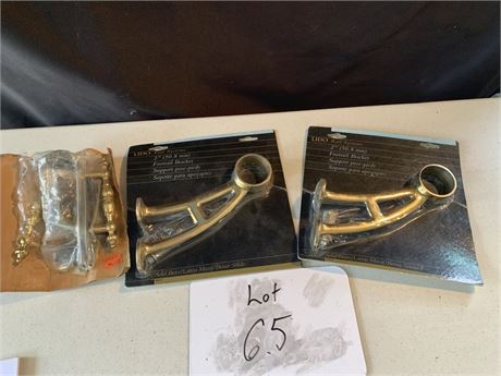 Two Lido Brass Rail Systems Fotr Rail Brackets Supports 2 Gold Door Handles