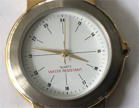 Quartz Water Resistant Watch