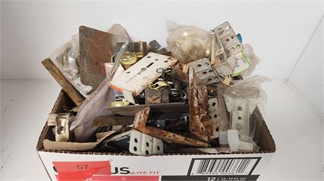 Lot Of Miscellaneous Hardware